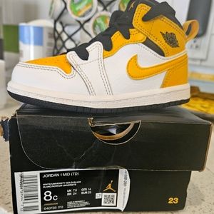Toddler Jordan 1 Mid University Gold